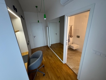 Prodej bytu 4+kk v osobním vlastnictví 118 m², Praha 8 - Libeň