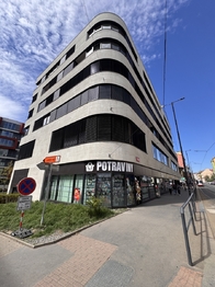 Prodej bytu 4+kk v osobním vlastnictví 118 m², Praha 8 - Libeň