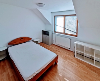 Pronájem bytu 4+kk v osobním vlastnictví 99 m², Praha 9 - Hrdlořezy