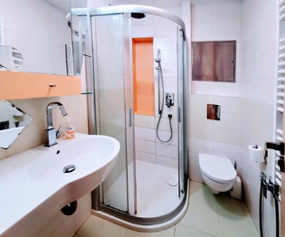 Pronájem bytu 4+kk v osobním vlastnictví 99 m², Praha 9 - Hrdlořezy