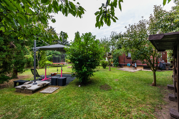 Prodej pozemku 742 m², Praha 6 - Veleslavín