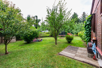 Prodej pozemku 742 m², Praha 6 - Veleslavín