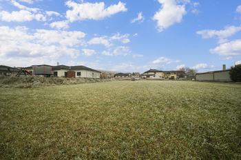 Prodej pozemku 6967 m², Čebín