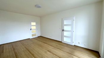 Prodej bytu 3+1 v osobním vlastnictví 79 m², Praha 4 - Háje