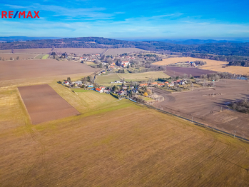 Prodej pozemku 1000 m², Bukovany