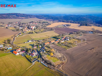 Prodej pozemku 1000 m², Bukovany