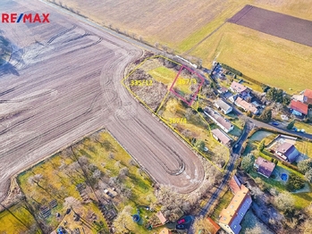 Prodej pozemku 1000 m², Bukovany