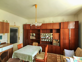 stávající pokoj a KK - Prodej domu 89 m², Vilémov