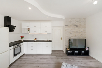 Prodej bytu 2+1 v osobním vlastnictví 62 m², Praha 6 - Břevnov