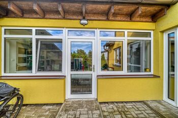 propojovací chodba - Prodej domu 134 m², Nymburk