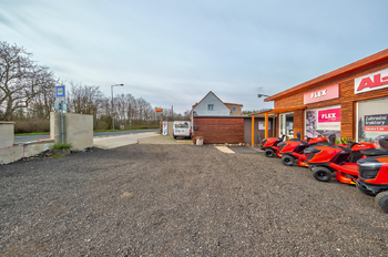 Prodej obchodních prostor 241 m², Chomutov