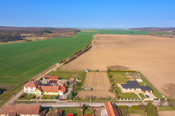 Prodej pozemku 2066 m², Lužec nad Cidlinou