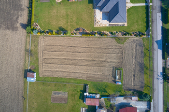 Prodej pozemku 2066 m², Lužec nad Cidlinou
