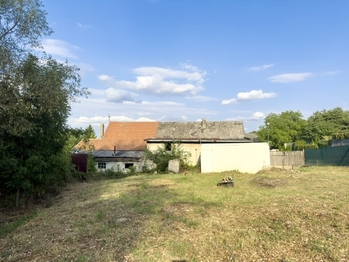 Prodej pozemku 1794 m², Žerotín