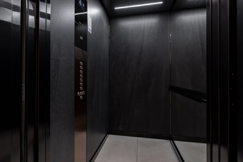 Prodej bytu 2+kk v osobním vlastnictví 61 m², Praha 5 - Smíchov