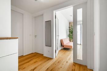 Prodej bytu 2+kk v osobním vlastnictví 61 m², Praha 5 - Smíchov