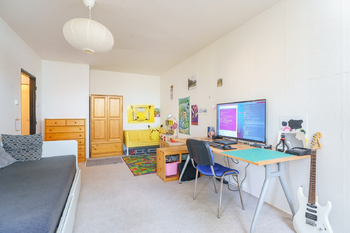 Prodej bytu 1+1 v osobním vlastnictví 39 m², Praha 4 - Hodkovičky