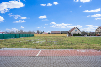 Prodej pozemku 918 m², Záryby