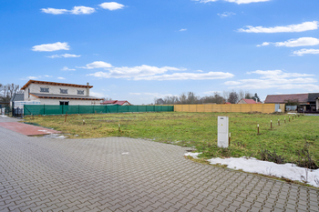 Prodej pozemku 918 m², Záryby