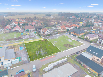 Prodej pozemku 918 m², Záryby