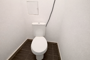 WC - Pronájem bytu 1+kk v osobním vlastnictví 23 m², Liberec