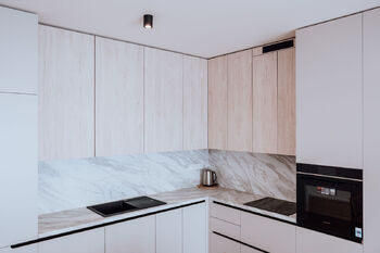 Prodej bytu 3+kk v osobním vlastnictví 86 m², Praha 5 - Smíchov