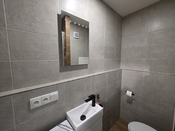 Pronájem bytu 2+kk v družstevním vlastnictví 43 m², Osek