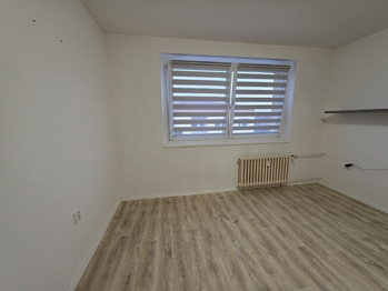 Pronájem bytu 2+kk v družstevním vlastnictví 43 m², Osek