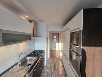 Pronájem bytu 3+1 v družstevním vlastnictví 70 m², Teplice