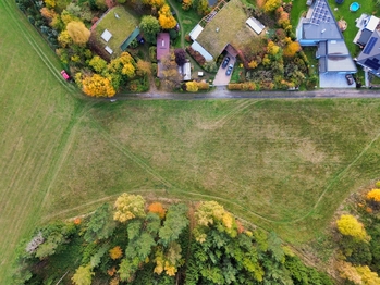 Prodej pozemku 2500 m², Květná