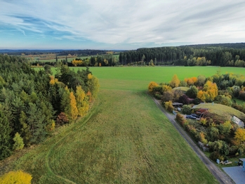 Prodej pozemku 2500 m², Květná