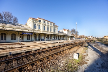 Prodej bytu 2+1 v osobním vlastnictví 63 m², Praha 6 - Dejvice