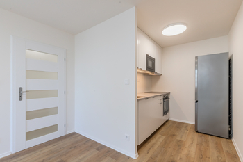 Pronájem bytu 2+kk v osobním vlastnictví 45 m², Praha 10 - Horní Měcholupy