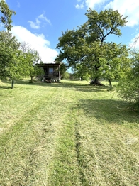 Prodej pozemku 1968 m², Výčapy