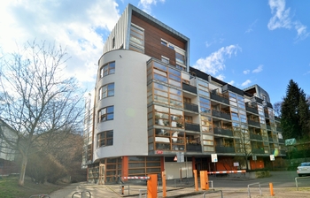 Prodej bytu 1+kk v osobním vlastnictví 42 m², Praha 5 - Smíchov