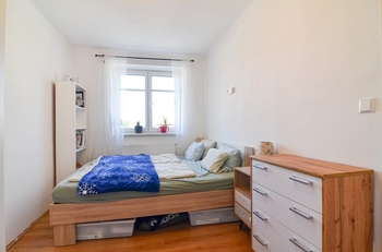 Ložnice - Prodej bytu 3+1 v osobním vlastnictví 72 m², Podivín