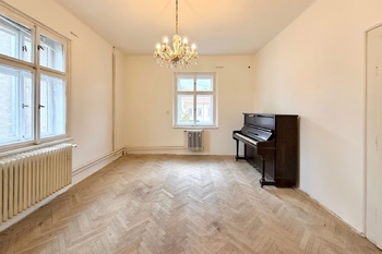 byt v 2.NP - Prodej domu 242 m², Brandýs nad Labem-Stará Boleslav