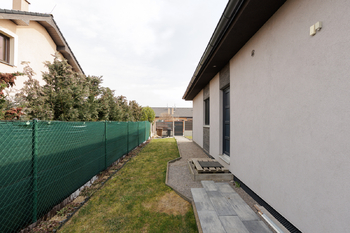 vstup Motyčín - Prodej domu 98 m², Kladno