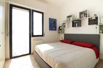 hlavní ložnice - Prodej bytu 3+kk v osobním vlastnictví 85 m², Roseto degli Abruzzi