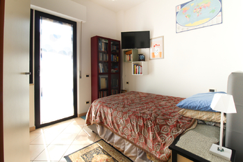 druhá ložnice - Prodej bytu 3+kk v osobním vlastnictví 85 m², Roseto degli Abruzzi