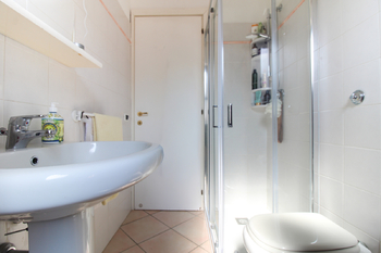 koupelna - Prodej bytu 3+kk v osobním vlastnictví 85 m², Roseto degli Abruzzi