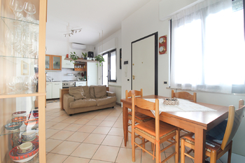 obývací pokoj s kuchyní - Prodej bytu 3+kk v osobním vlastnictví 85 m², Roseto degli Abruzzi