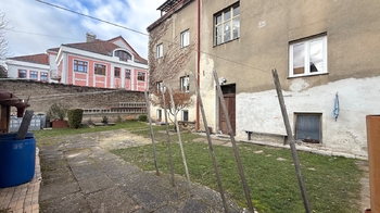 Vnitroblok - Prodej bytu 3+1 v osobním vlastnictví 126 m², Kralupy nad Vltavou