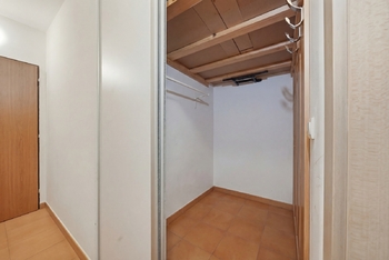 komora - Prodej bytu 3+1 v osobním vlastnictví 83 m², Praha 4 - Háje