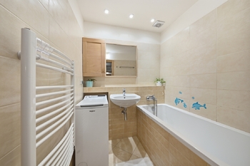 Prodej bytu 3+1 v osobním vlastnictví 83 m², Praha 4 - Háje