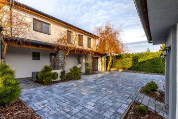 Prodej domu 311 m², Libiš