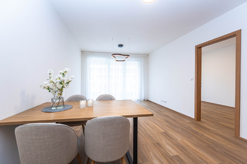 Pronájem bytu 2+kk v osobním vlastnictví 62 m², Praha 9 - Hloubětín