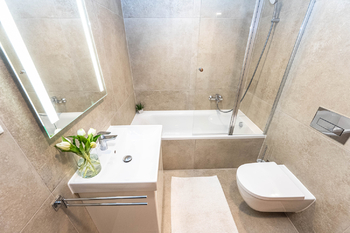 Pronájem bytu 2+kk v osobním vlastnictví 62 m², Praha 9 - Hloubětín