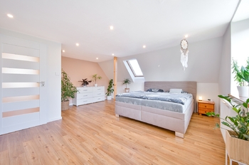 Hlavní ložnice - Prodej domu 100 m², Hranice