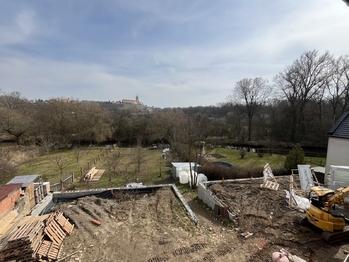 Výhled na zahradu - Prodej domu 190 m², Hořín